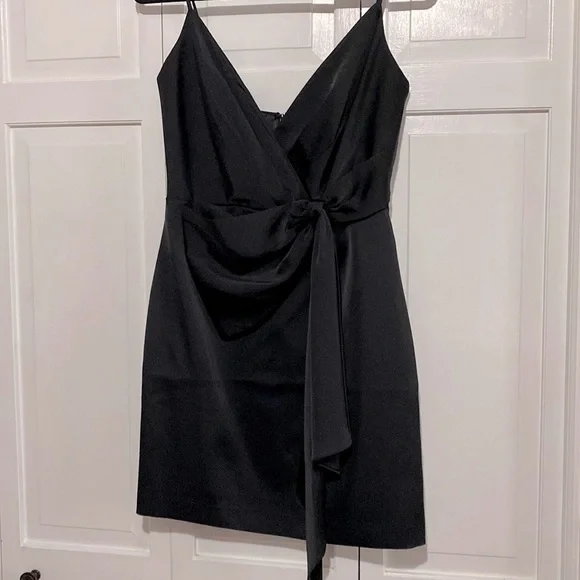 Ever New Melbourne Dresses | Nwt Black Cocktail Dress | Color: Black | Size: 4 | Shaelynadele's Closet